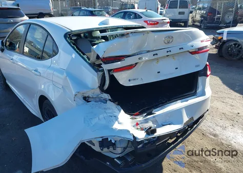 2025 Toyota Camry Se из США, поврежденный, VIN 4T1DAACK7SU607618